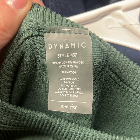 Emerald Ribbed Tank Top - Picture 3 of 3